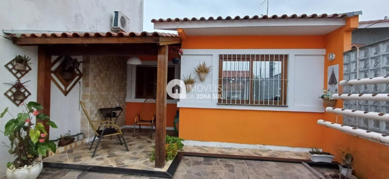 Imagem Casa com 2 Quartos à Venda, 64 m² Imagem Casa com 2 Quartos à Venda, 64 m²
