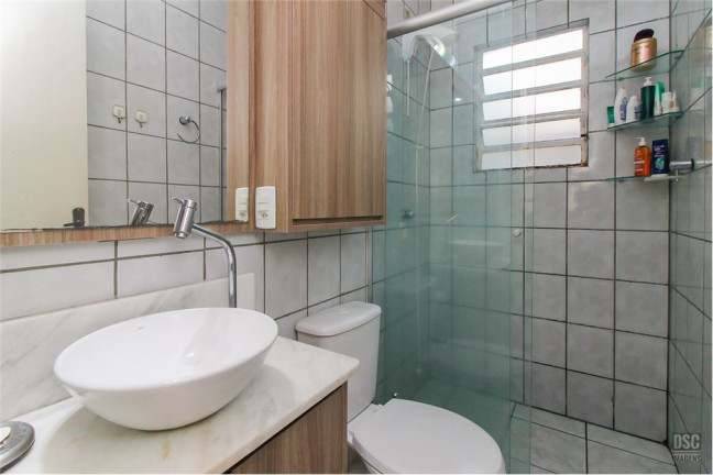 Imagem Casa com 3 Quartos à Venda, em Vila Nova - Porto Alegre Imagem Casa com 3 Quartos à Venda, em Vila Nova - Porto Alegre