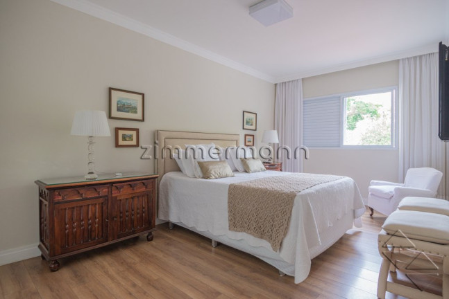 Imagem Apartamento com 4 Quartos à Venda, 431 m² em Moema - São Paulo