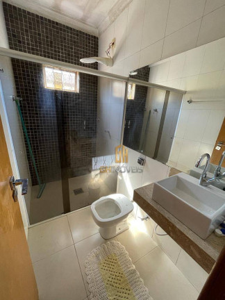 Imagem Casa com 3 Quartos à Venda, 240 m² em Condomínio Rio Formoso - Goiânia Imagem Casa com 3 Quartos à Venda, 240 m² em Condomínio Rio Formoso - Goiânia