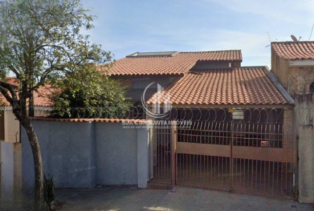 Casa com 3 Quartos à Venda, 182 m² em Jardim Leocádia - Sorocaba