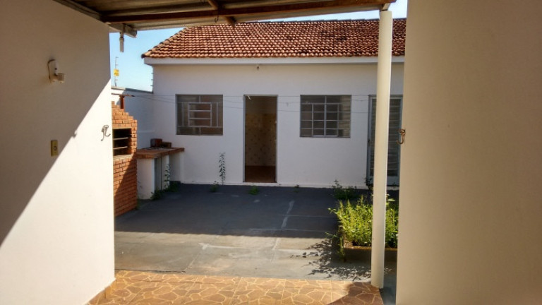 Imagem Casa com 2 Quartos à Venda, 300 m² em Jardim Bela Vista - Bauru Imagem Casa com 2 Quartos à Venda, 300 m² em Jardim Bela Vista - Bauru