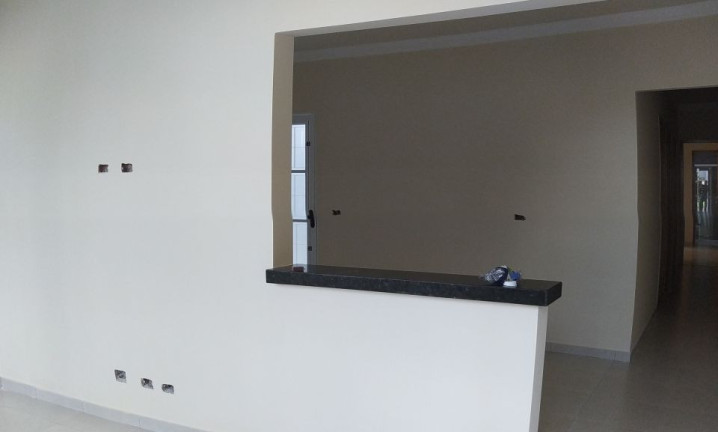 Imagem Imóvel com 3 Quartos à Venda, 70 m² em Parque Residencial Michael Licha - Londrina