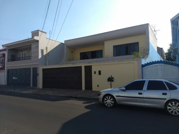 Imagem Casa com 3 Quartos à Venda, 269 m² em Centro - Botucatu Imagem Casa com 3 Quartos à Venda, 269 m² em Centro - Botucatu