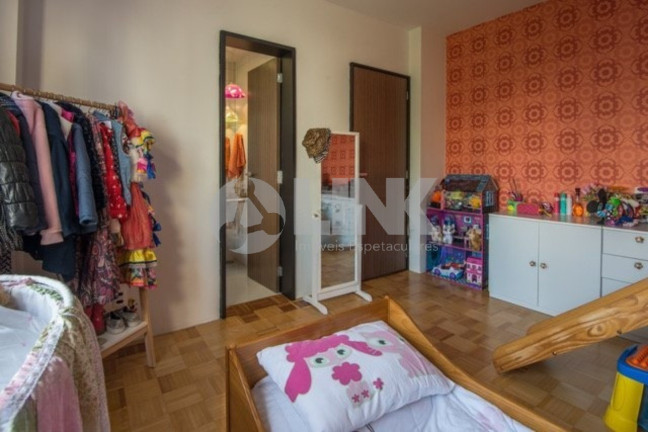 Imagem Apartamento com 3 Quartos à Venda, 166 m² em Moinhos De Vento - Porto Alegre Imagem Apartamento com 3 Quartos à Venda, 166 m² em Moinhos De Vento - Porto Alegre