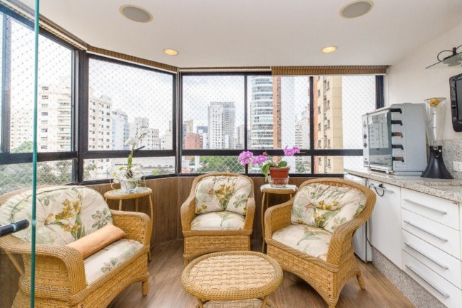 Imagem Imóvel com 4 Quartos à Venda, 202 m² em Moema - São Paulo