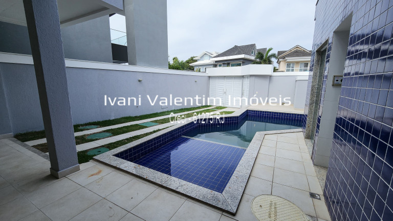 Imagem Casa com 4 Quartos à Venda, 240 m² em Recreio Dos Bandeirantes - Rio De Janeiro