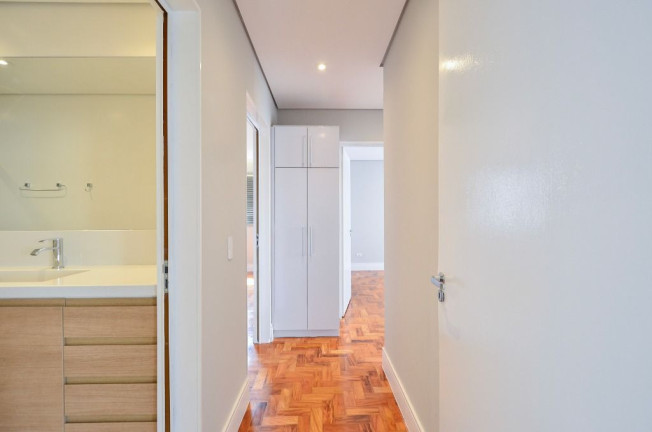 Imagem Apartamento com 3 Quartos à Venda, 137 m² em Itaim - São Paulo Imagem Apartamento com 3 Quartos à Venda, 137 m² em Itaim - São Paulo