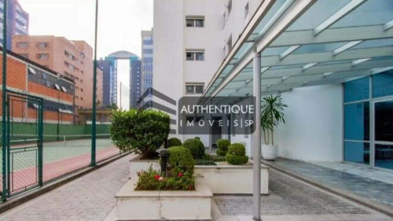 Imagem Cobertura com 3 Quartos para Alugar, 350 m² em Moema - São Paulo Imagem Cobertura com 3 Quartos para Alugar, 350 m² em Moema - São Paulo