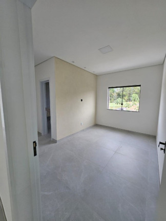 Imagem Casa com 3 Quartos à Venda, 250 m² em Ponta Negra - Manaus Imagem Casa com 3 Quartos à Venda, 250 m² em Ponta Negra - Manaus