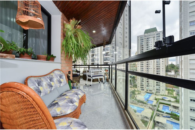 Imagem Apartamento com 3 Quartos à Venda, 195 m² em Jardim Parque Morumbi - São Paulo