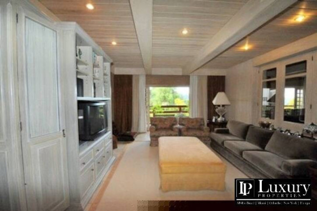 Imagem Casa com 6 Quartos à Venda, 400 m² em Capivari - Campos Do Jordão Imagem Casa com 6 Quartos à Venda, 400 m² em Capivari - Campos Do Jordão