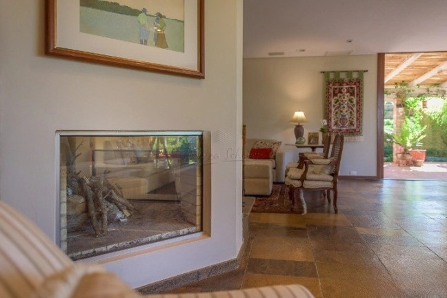 Imagem Casa com 5 Quartos à Venda, 418 m² em Tristeza - Porto Alegre Imagem Casa com 5 Quartos à Venda, 418 m² em Tristeza - Porto Alegre