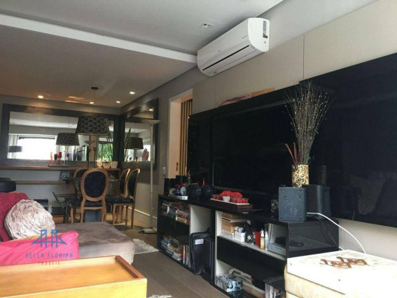 Apartamento com 2 Quartos à Venda, 81 m² em Centro - Florianópolis