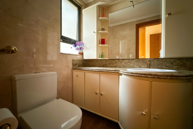 Imagem Apartamento com 3 Quartos à Venda, 94 m² em Petrópolis - Porto Alegre Imagem Apartamento com 3 Quartos à Venda, 94 m² em Petrópolis - Porto Alegre