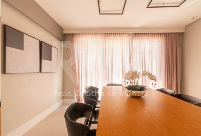 Imagem Casa com 3 Quartos à Venda, 240 m² em Jardim Itu - Porto Alegre Imagem Casa com 3 Quartos à Venda, 240 m² em Jardim Itu - Porto Alegre