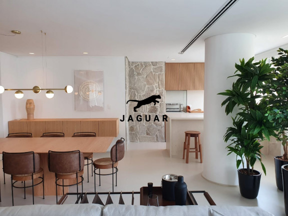 Imagem Imóvel com 3 Quartos à Venda, 255 m² em Vila Nova Conceição - São Paulo