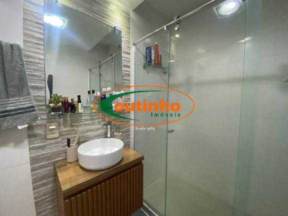 Imagem Apartamento com 2 Quartos à Venda, 57 m² em Estácio - Rio De Janeiro Imagem Apartamento com 2 Quartos à Venda, 57 m² em Estácio - Rio De Janeiro