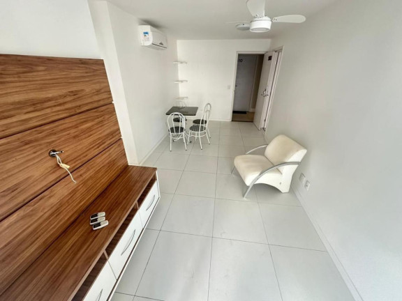 Imagem Apartamento com 2 Quartos à Venda, 70 m² em Recreio Dos Bandeirantes - Rio De Janeiro Imagem Apartamento com 2 Quartos à Venda, 70 m² em Recreio Dos Bandeirantes - Rio De Janeiro