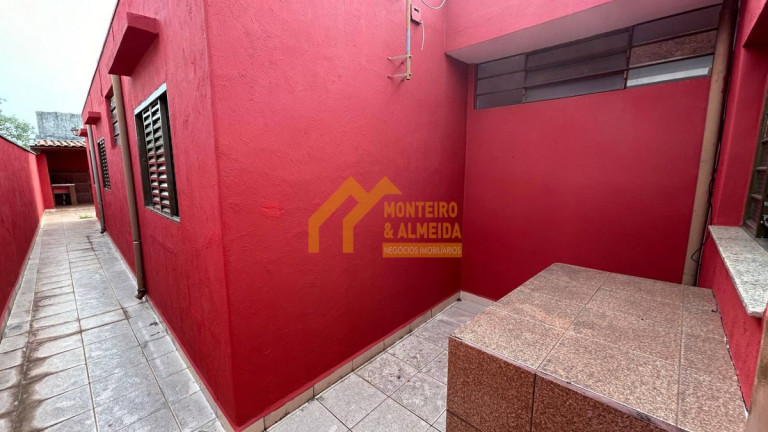 Imagem Casa com 6 Quartos à Venda, em Centro - Itapetininga Imagem Casa com 6 Quartos à Venda, em Centro - Itapetininga