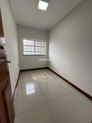 Imagem Casa com 3 Quartos à Venda, 308 m² Imagem Casa com 3 Quartos à Venda, 308 m²