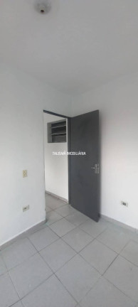 Imagem Casa com 2 Quartos à Venda, 530 m² em Vila Iasi - Taboão Da Serra