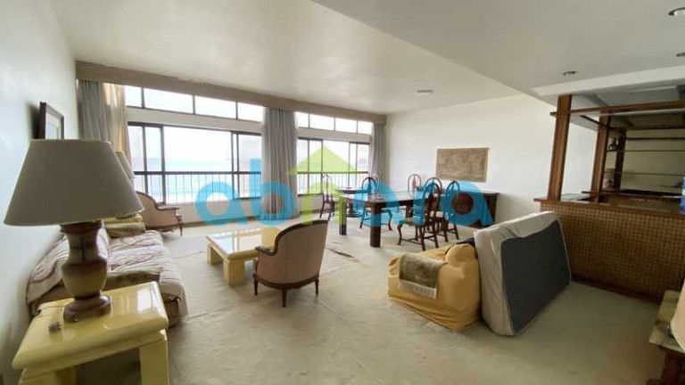 Imagem Apartamento com 3 Quartos à Venda, 160 m² em Copacabana - Rio De Janeiro Imagem Apartamento com 3 Quartos à Venda, 160 m² em Copacabana - Rio De Janeiro