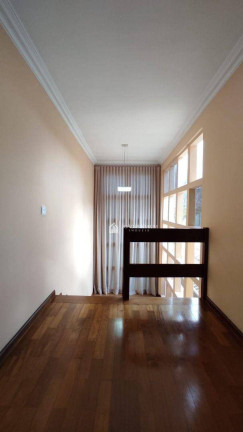 Imagem Sobrado com 5 Quartos à Venda, 375 m² em Vila Zezé - Jacareí