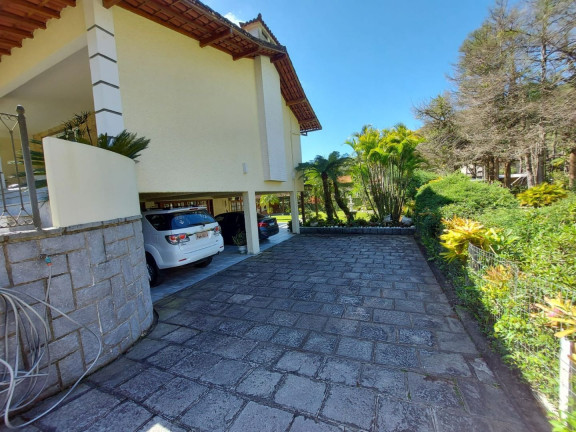 Imagem Casa com 4 Quartos à Venda, 260 m² em Carlos Guinle - Teresópolis Imagem Casa com 4 Quartos à Venda, 260 m² em Carlos Guinle - Teresópolis