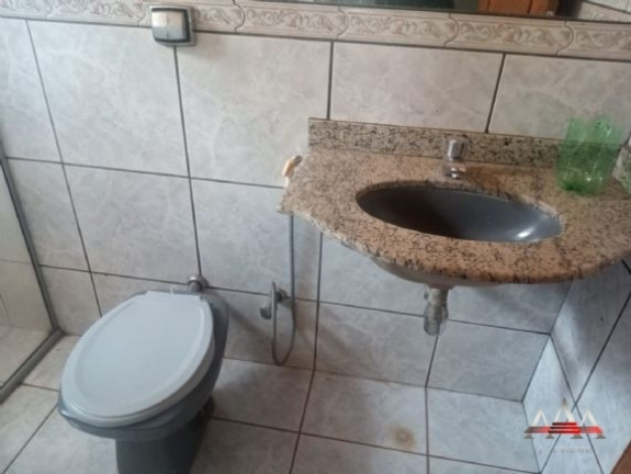 Imagem Casa com 3 Quartos à Venda, 200 m² em Nova Esperança - Várzea Grande Imagem Casa com 3 Quartos à Venda, 200 m² em Nova Esperança - Várzea Grande