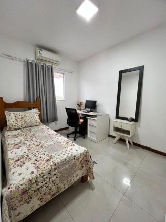 Imagem Casa com 3 Quartos para Alugar ou Temporada, 90 m² em Alterosas - Serra