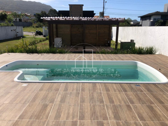 Imagem Casa com 1 Quarto à Venda, 90 m² em São João Do Rio Vermelho - Florianópolis Imagem Casa com 1 Quarto à Venda, 90 m² em São João Do Rio Vermelho - Florianópolis