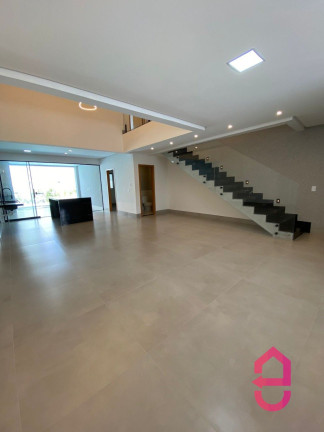 Imagem Sobrado com 3 Quartos à Venda, 190 m² em Jardim Presidente - Goiânia Imagem Sobrado com 3 Quartos à Venda, 190 m² em Jardim Presidente - Goiânia
