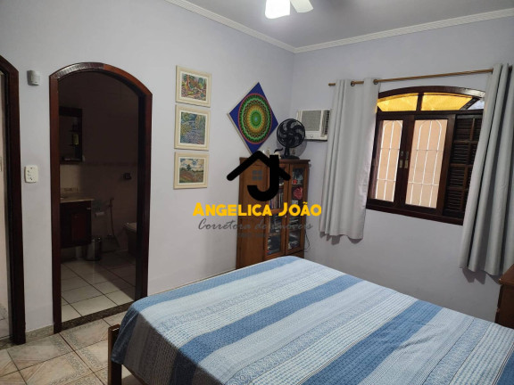 Imagem Casa com 4 Quartos à Venda, 271 m² em São Jorge - Santos