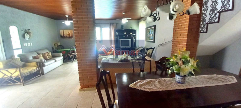 Imagem Casa com 4 Quartos à Venda, 169 m² em Jardim Virgínia - Guarujá Imagem Casa com 4 Quartos à Venda, 169 m² em Jardim Virgínia - Guarujá
