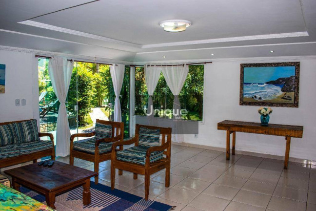 Imagem Casa com 7 Quartos à Venda, 330 m² em Geribá - Armação Dos Búzios Imagem Casa com 7 Quartos à Venda, 330 m² em Geribá - Armação Dos Búzios