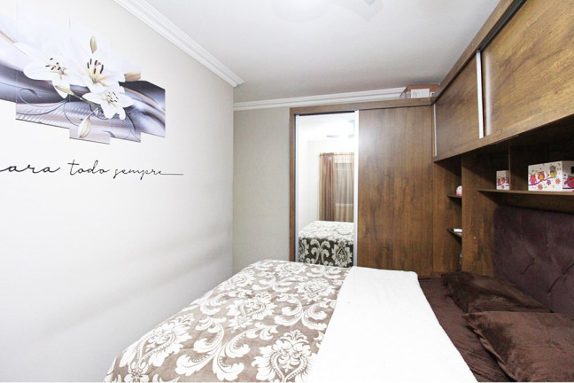 Imagem Imóvel com 2 Quartos à Venda, 51 m² em Humaitá - Porto Alegre Imagem Imóvel com 2 Quartos à Venda, 51 m² em Humaitá - Porto Alegre