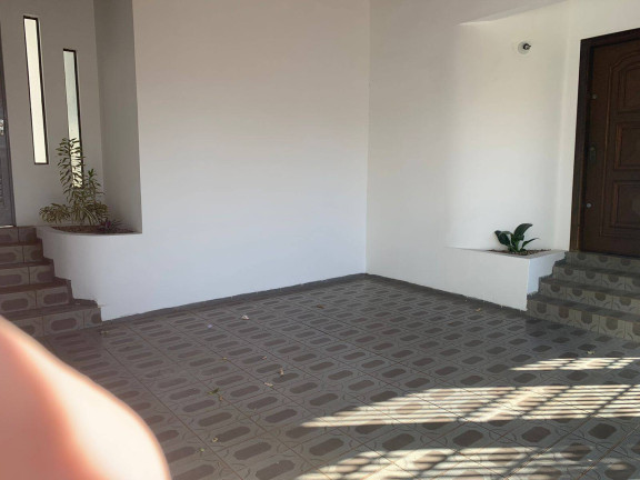 Imagem Casa com 2 Quartos à Venda, em Jardim America - Bauru Imagem Casa com 2 Quartos à Venda, em Jardim America - Bauru