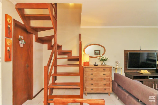 Imagem Casa com 3 Quartos à Venda, em Espírito Santo - Porto Alegre Imagem Casa com 3 Quartos à Venda, em Espírito Santo - Porto Alegre
