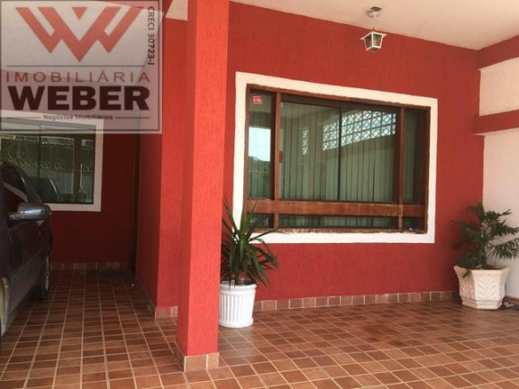Sobrado com 4 Quartos à Venda, 200 m² em Wanel Ville - Sorocaba