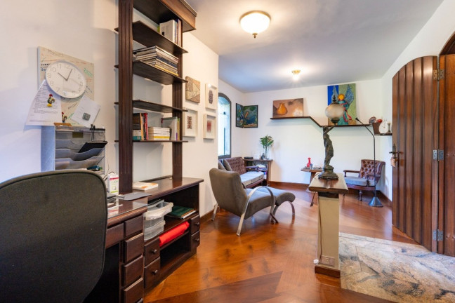 Imagem Casa com 6 Quartos à Venda, 1.224 m² em Condomínio Iolanda - Taboão Da Serra