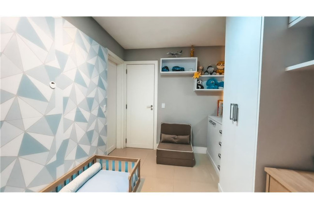 Imagem Imóvel com 2 Quartos à Venda, em Praia Dos Amores - Balneário Camboriú Imagem Imóvel com 2 Quartos à Venda, em Praia Dos Amores - Balneário Camboriú