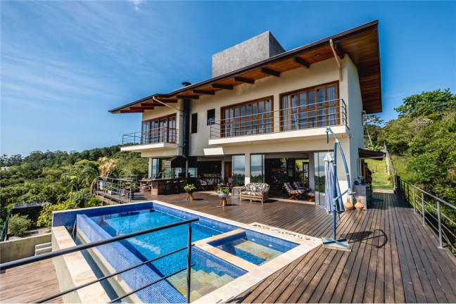 Imagem Casa com 3 Quartos à Venda, em João Paulo - Florianópolis Imagem Casa com 3 Quartos à Venda, em João Paulo - Florianópolis