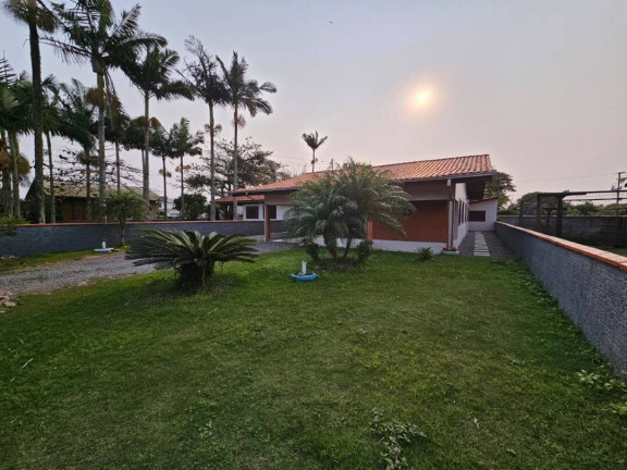Imagem Casa com 4 Quartos à Venda, 206 m² em Salinas - Balneário Barra Do Sul Imagem Casa com 4 Quartos à Venda, 206 m² em Salinas - Balneário Barra Do Sul