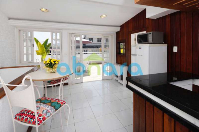 Imagem Cobertura com 18 Quartos à Venda, 800 m² em Copacabana - Rio De Janeiro