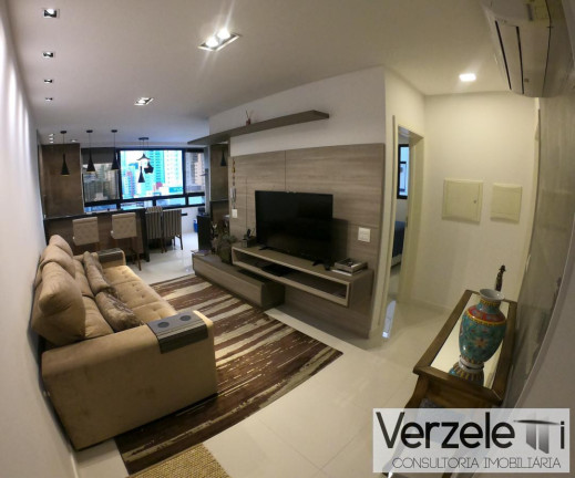 Imagem Apartamento com 2 Quartos à Venda, 77 m² em Centro - Balneário Camboriú