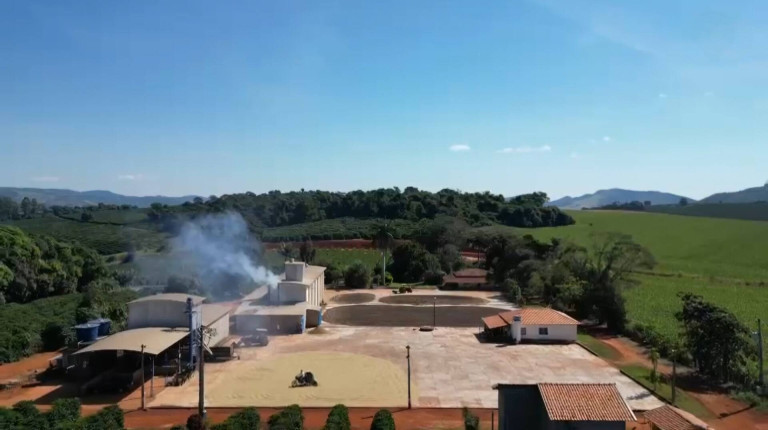Imagem Fazenda à Venda, 145 m² em Alpinópolis Imagem Fazenda à Venda, 145 m² em Alpinópolis