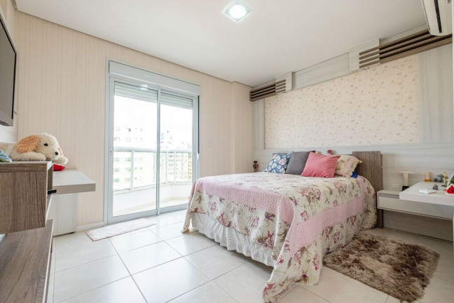 Imagem Apartamento com 3 Quartos à Venda, 88 m² em Balneário - Florianópolis Imagem Apartamento com 3 Quartos à Venda, 88 m² em Balneário - Florianópolis