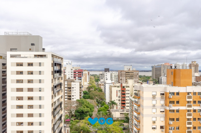 Imagem Imóvel com 2 Quartos à Venda, 86 m² em Menino Deus - Porto Alegre
