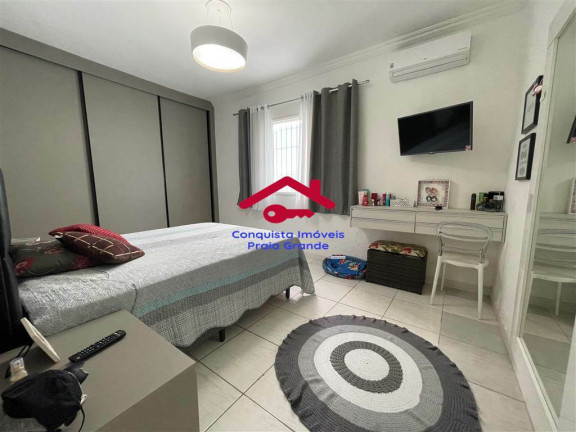 Imagem Casa com 3 Quartos à Venda, 180 m² em Canto Do Forte - Praia Grande Imagem Casa com 3 Quartos à Venda, 180 m² em Canto Do Forte - Praia Grande